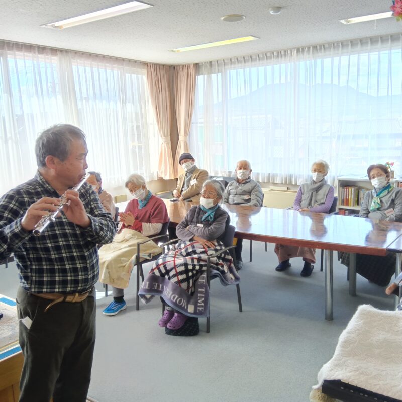 いきいき教室恵那　フルート演奏‼